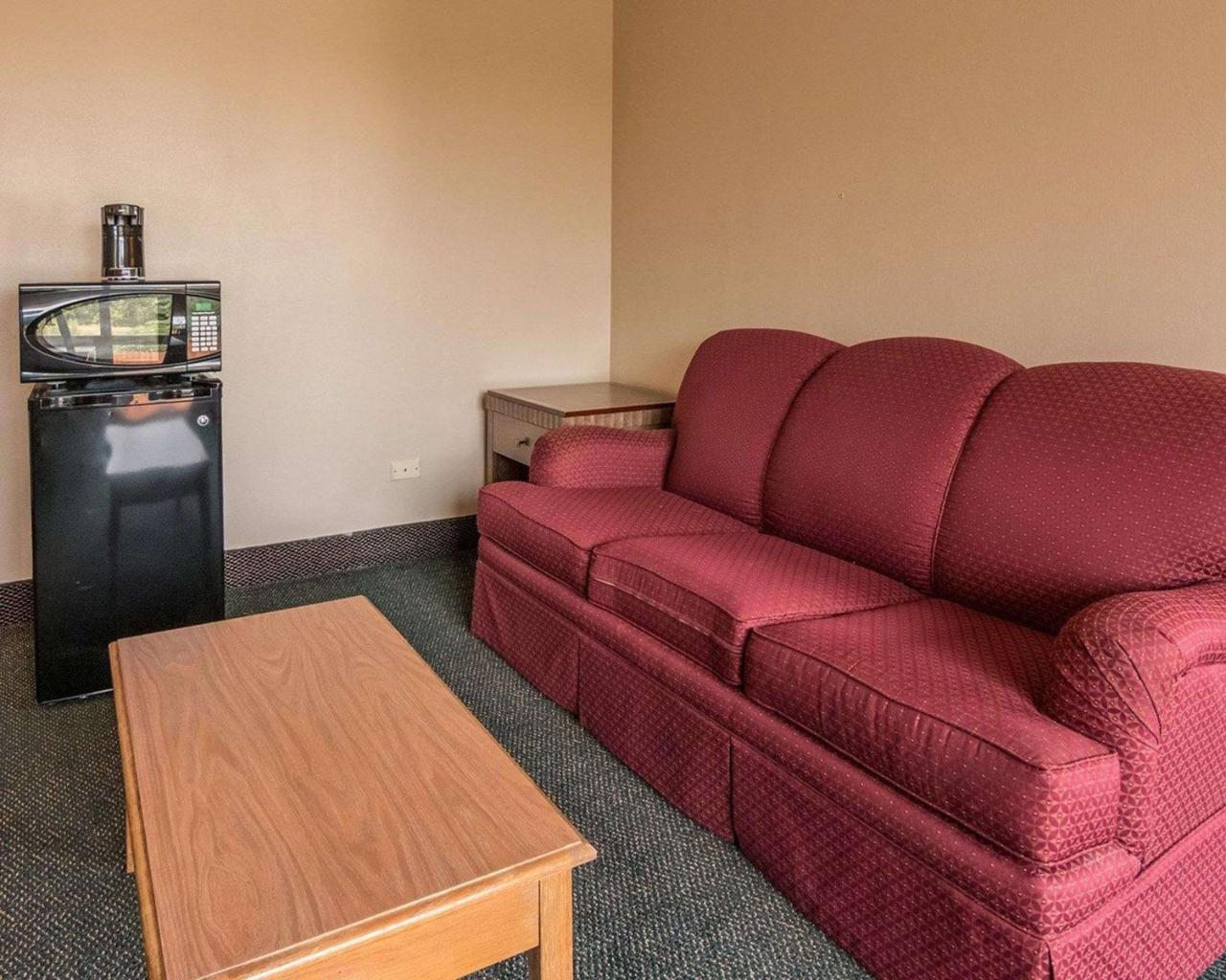 Economy Inn & Suites Shreveport Buitenkant foto